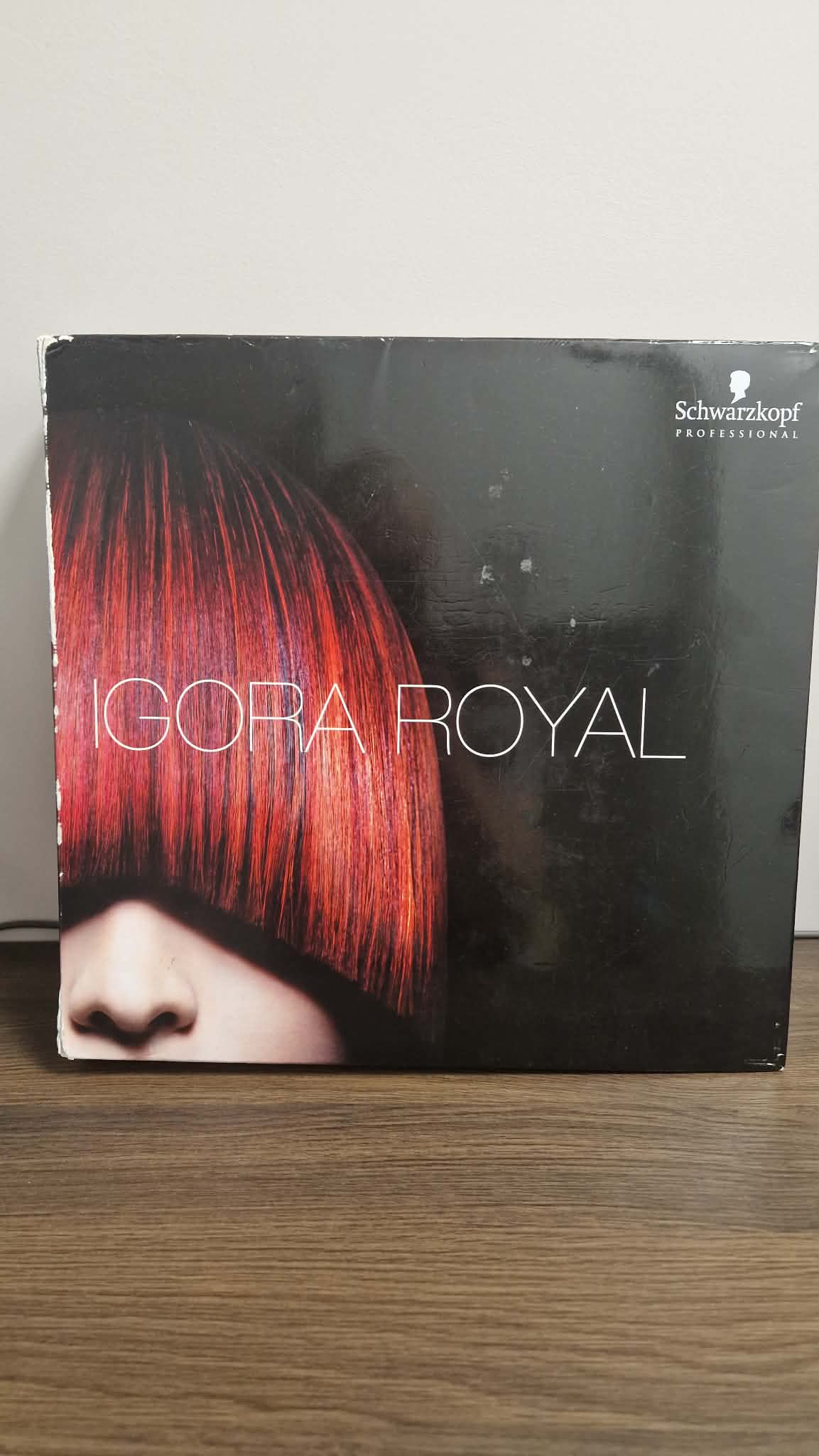 Schwarzkopf Professional IGORA ROYAL spalvų katalogas